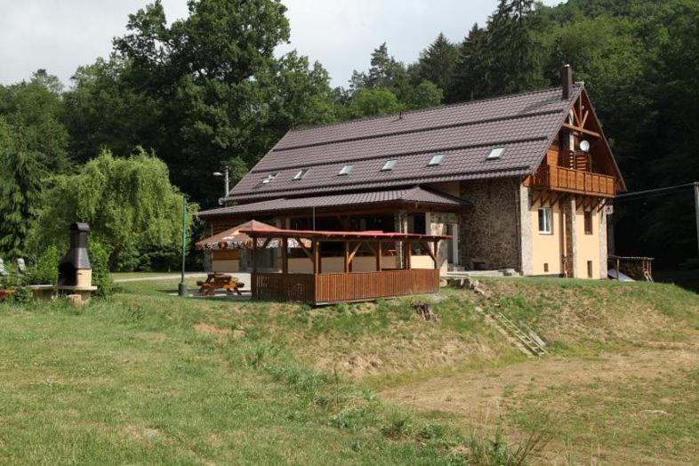 Pod Bresteckou Skalou Břestek 外观 照片
